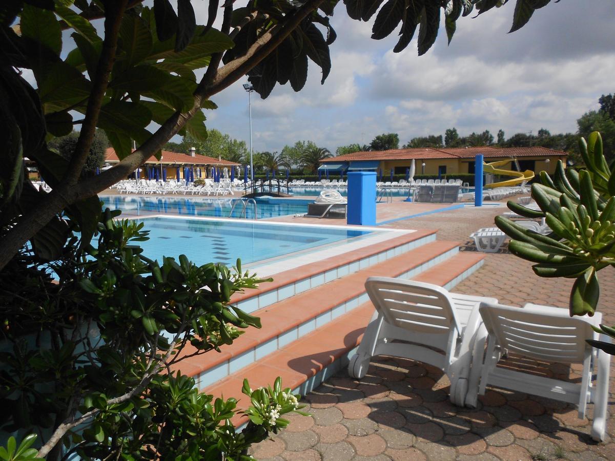 Residence Delle Gorette Marina di Cecina Bagian luar foto